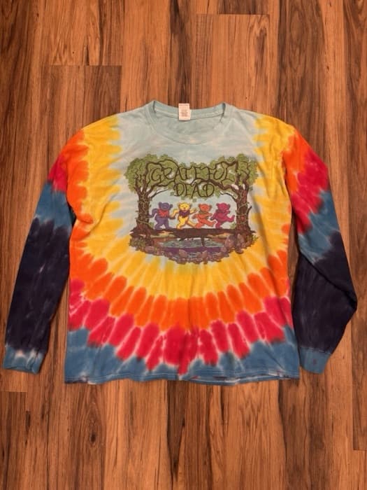 Original photo of tie-dye long sleeve