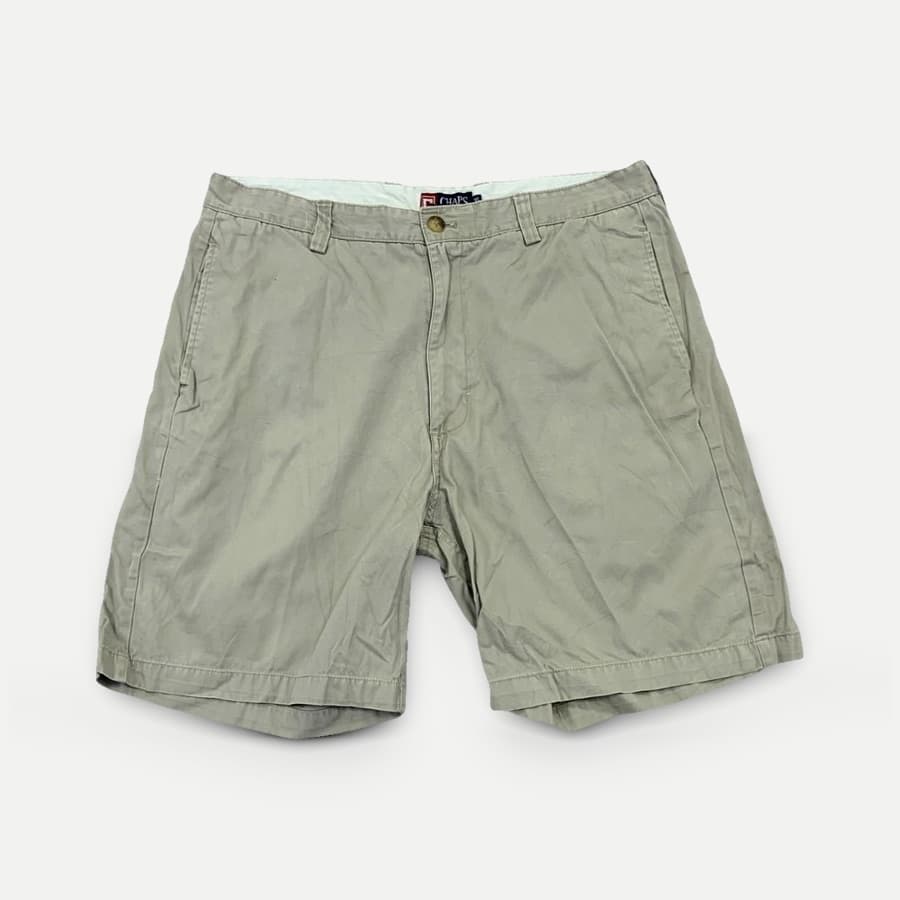 Khaki shorts, finished with Photolister